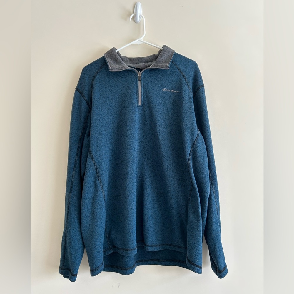 Men’s Eddie Bauer Fleece - blue - size XL - Good condition- a few small pulls